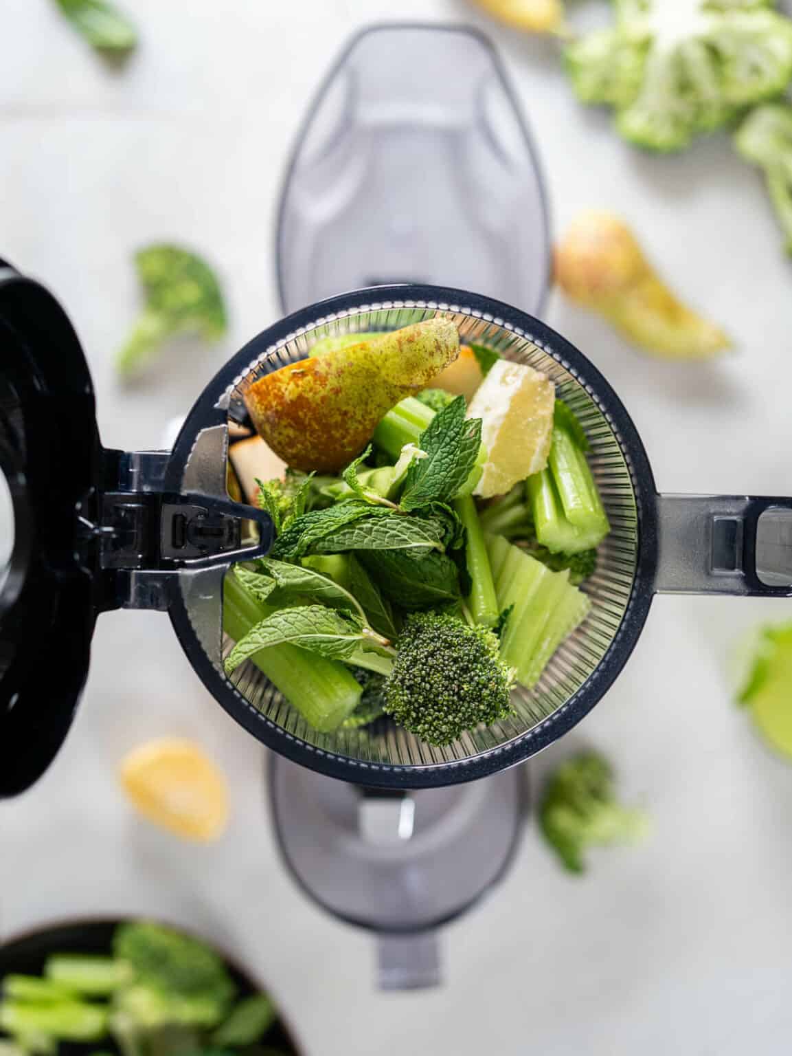 Can You Juice Broccoli? Meet the Healthy PearCeleryLemon Blend