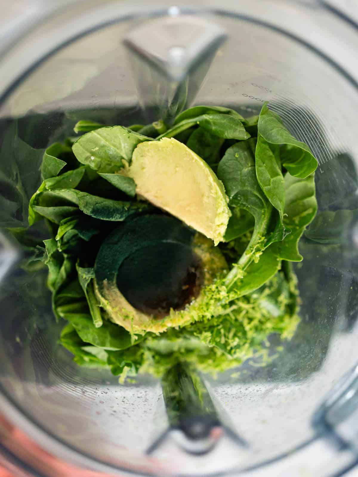 Green Smoothie Recipe with Avocado (Creamy & Healthy)