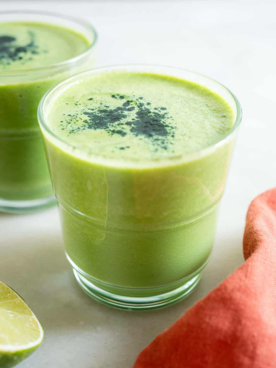 Green Smoothie Recipe with Avocado (Creamy & Healthy)