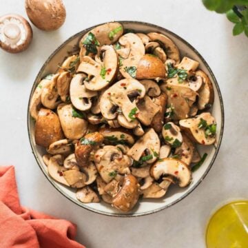 Marinated Mushroom Salad featured.