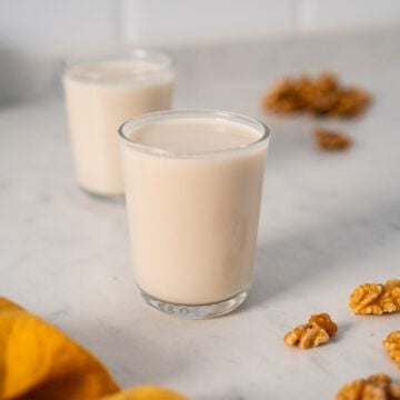 walnut milk featured image.