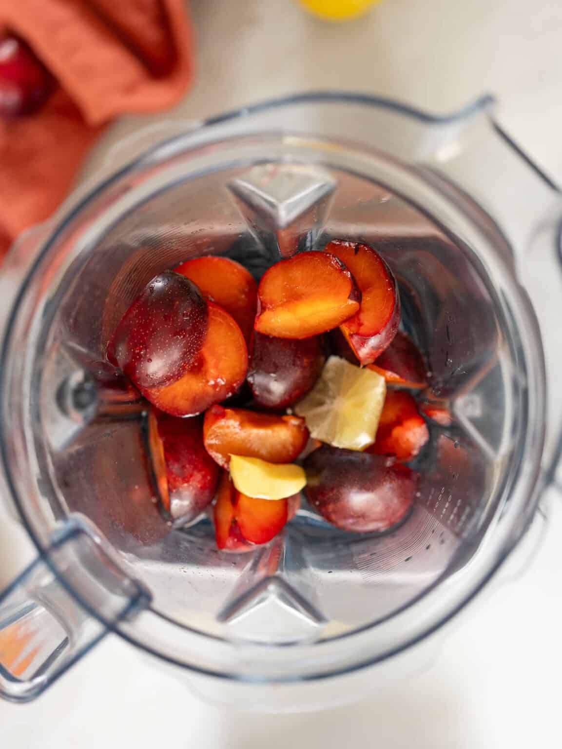 Plum Juice Recipe and Benefits (Blender & Juicer Methods)