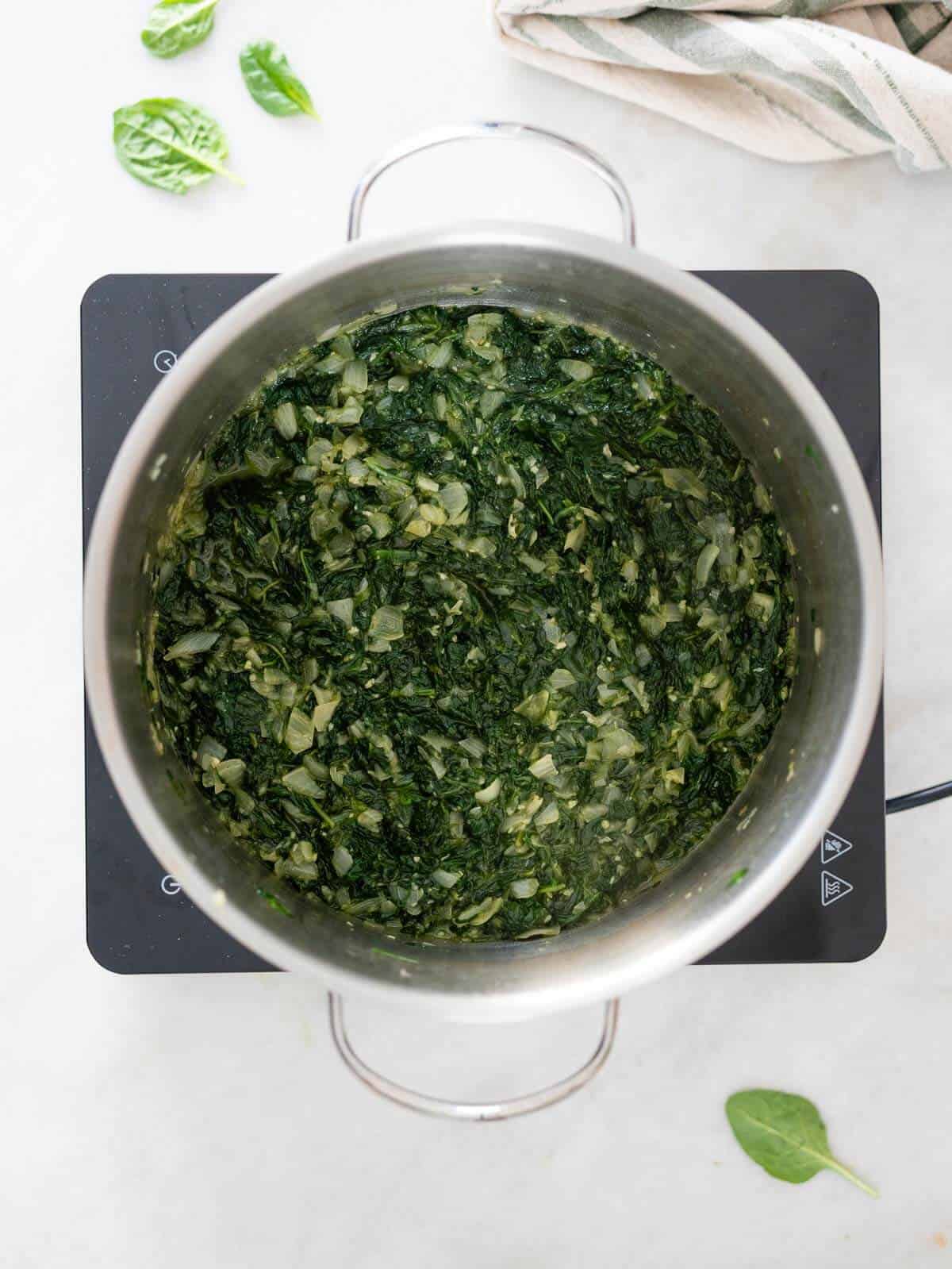 How to Make a Cheesy Creamed Spinach Casserole Easily