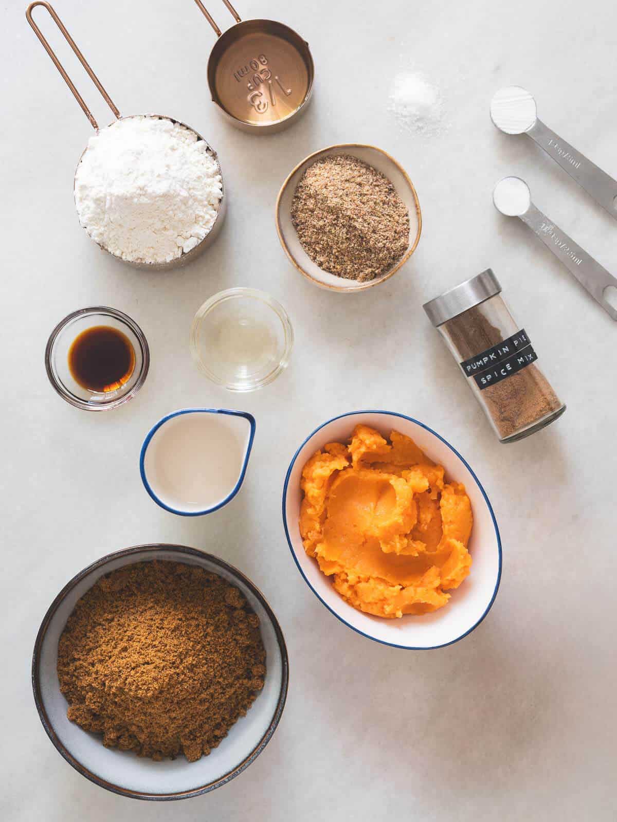 spiced pumpkin loaf cake ingredients.