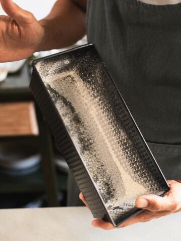 prepare a baking dish with oil and flour.