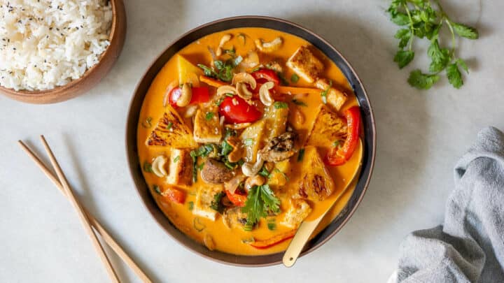 Coconut pineapple Thai Curry social image.