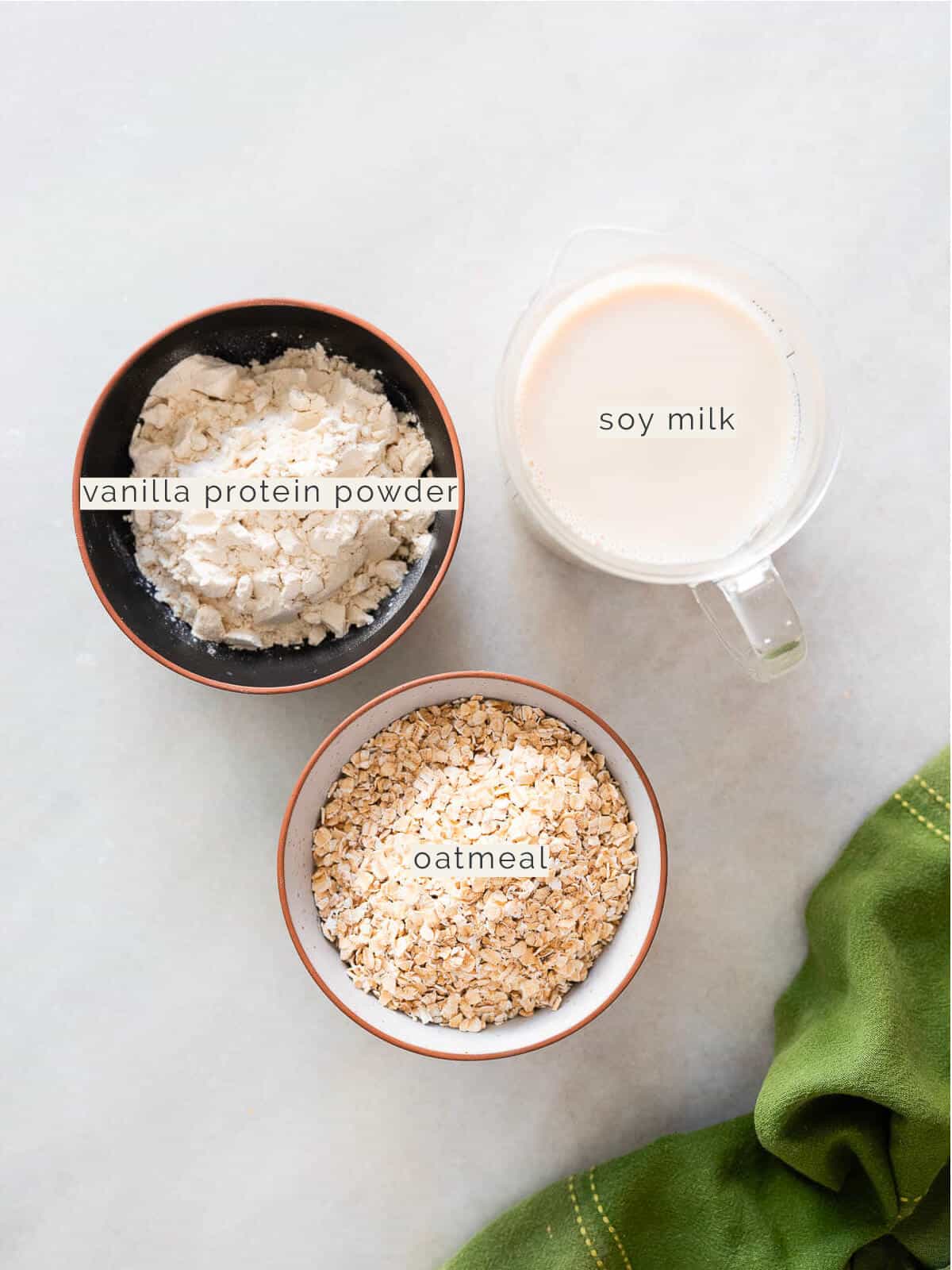 ingredients to make this 3-ingredient high-protein oatmeal recipe.
