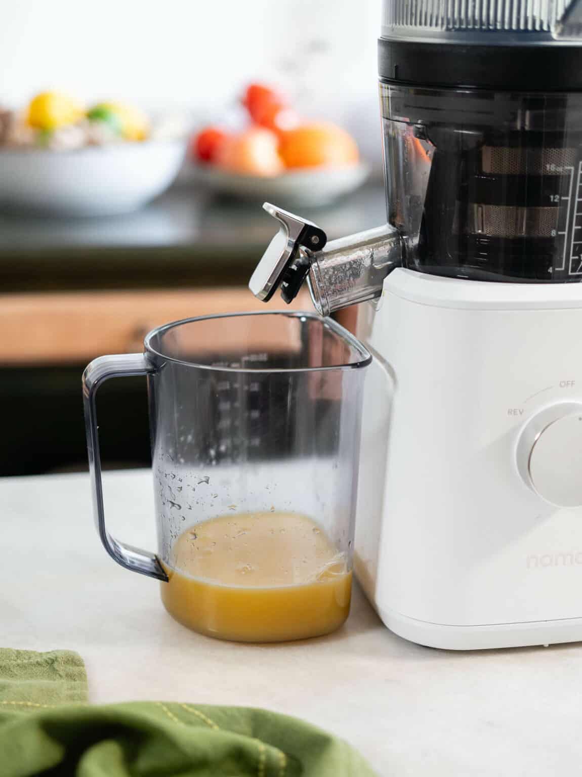 Pineapple Juice for Sore Throat (Juicer or Blender)