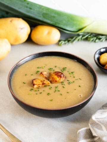 healthy leek and potato soup.